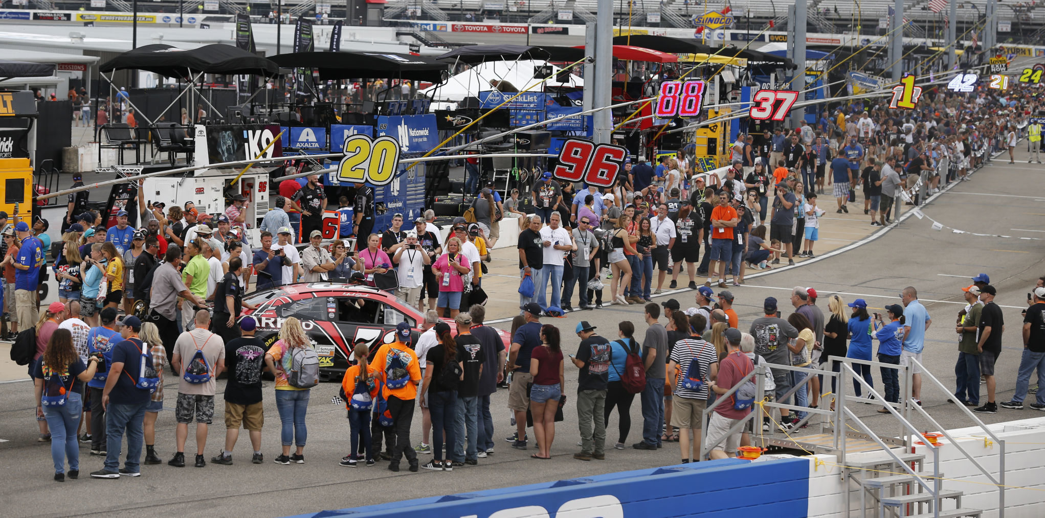 20180923_SPO_NASCAR_JW09